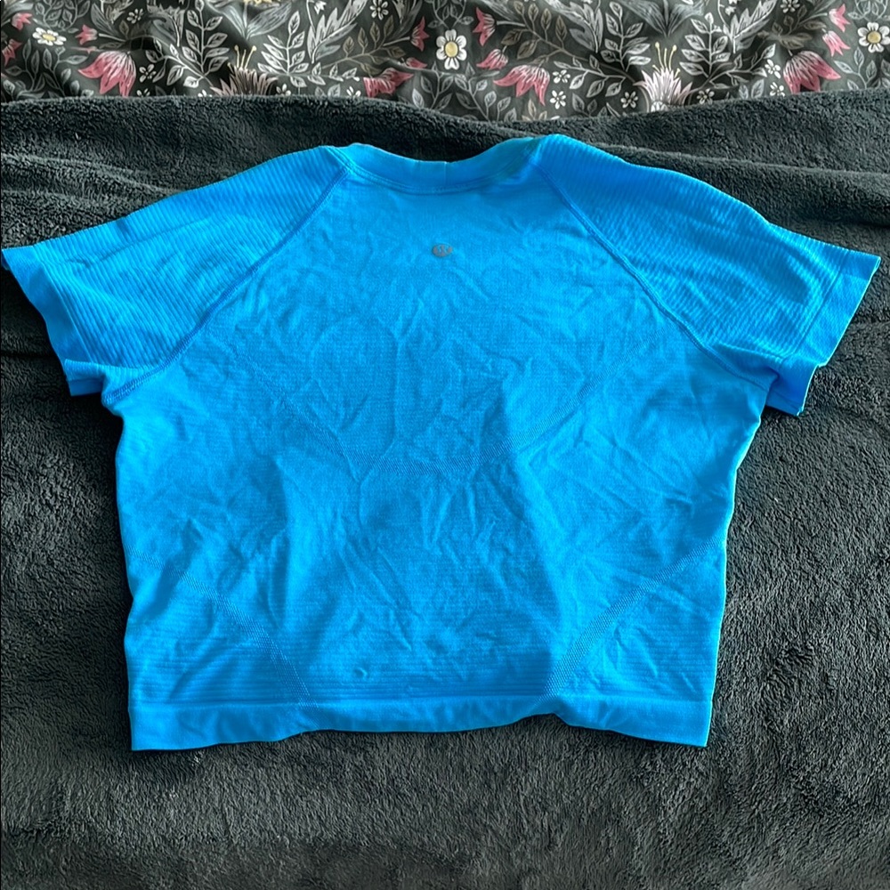 Lululemon Athletica Blue Crop Top